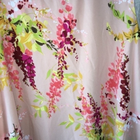 NWT Worthington Rose Floral Overlay Blouse - Picture 2 of 6